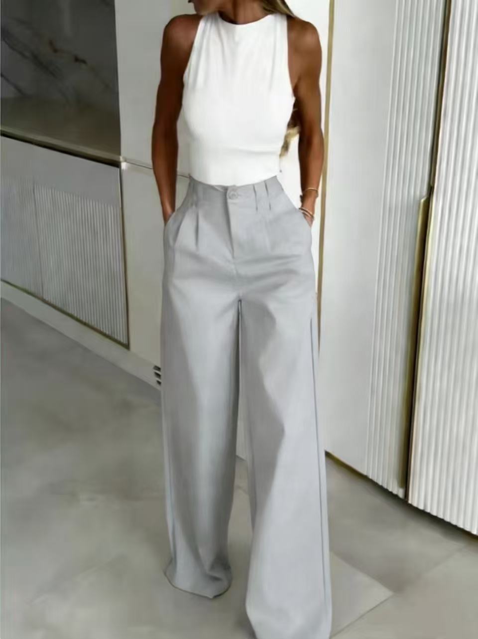 Loose Flowing Figure-flattering Pants